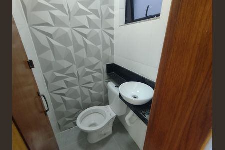 Casa à venda com 130m², 3 quartos e 4 vagas