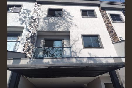 Casa à venda com 130m², 3 quartos e 4 vagas