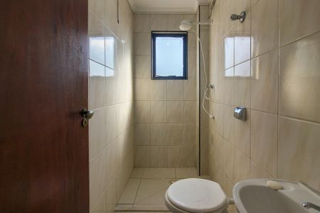 Apartamento para alugar com 65m², 2 quartos e 1 vaga Apartamento para alugar com 65m², 2 quartos e 1 vagaBanheiro da Suíte
