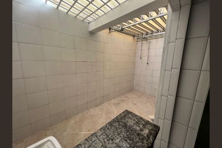 Casa de condomínio à venda com 106m², 4 quartos e 2 vagas
