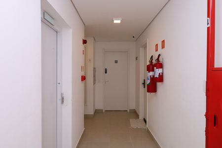 Apartamento à venda com 31m², 2 quartos e sem vagaÁrea comum - Saguão do andar
