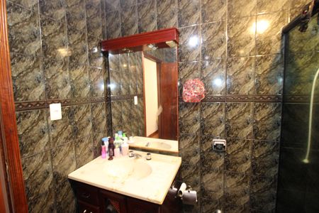 Casa à venda com 145m², 3 quartos e 1 vagaQuarto 1 - Banheiro