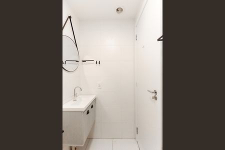 Apartamento à venda com 32m², 2 quartos e sem vaga Apartamento à venda com 32m², 2 quartos e sem vagaBanheiro
