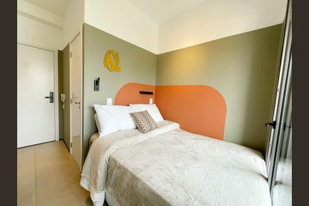 Apartamento à venda com 15m², 1 quarto e sem vagaSala / Quarto