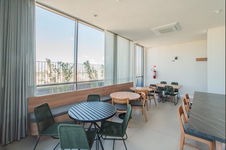 Apartamento para alugar com 68m², 2 quartos e sem vaga Apartamento para alugar com 68m², 2 quartos e sem vagaÁrea comum - Salão de festas
