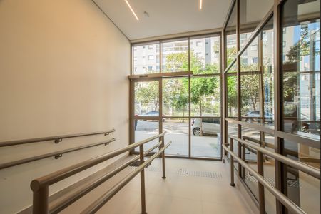 Apartamento para alugar com 68m², 2 quartos e sem vaga Apartamento para alugar com 68m², 2 quartos e sem vagaHall de entrada