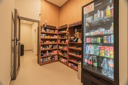 Apartamento para alugar com 68m², 2 quartos e sem vaga Apartamento para alugar com 68m², 2 quartos e sem vagaÁrea comum - Mini mercado