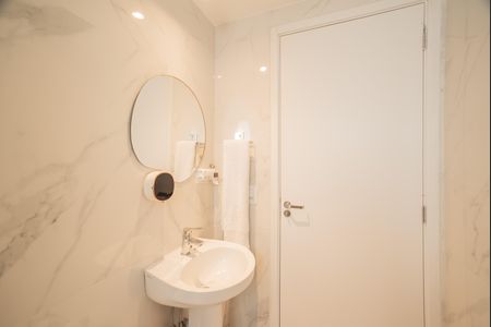 Apartamento para alugar com 68m², 2 quartos e sem vaga Apartamento para alugar com 68m², 2 quartos e sem vagaBanheiro
