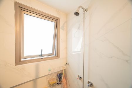 Apartamento para alugar com 68m², 2 quartos e sem vaga Apartamento para alugar com 68m², 2 quartos e sem vagaBanheiro