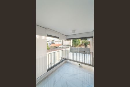 Apartamento para alugar com 68m², 2 quartos e sem vaga Apartamento para alugar com 68m², 2 quartos e sem vagaVaranda
