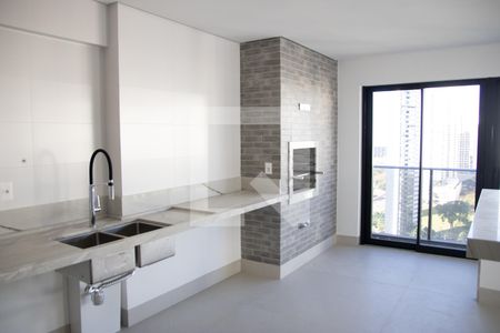 Apartamento à venda com 140m², 4 quartos e sem vaga Apartamento à venda com 140m², 4 quartos e sem vagaCozinha e Área de Serviço