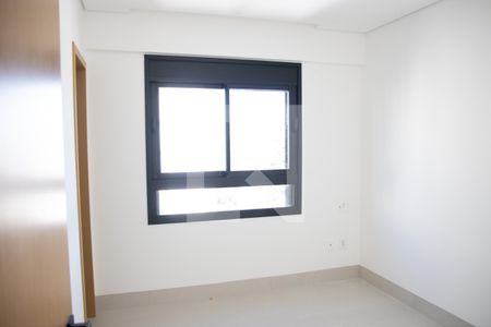 Apartamento à venda com 140m², 4 quartos e sem vaga Apartamento à venda com 140m², 4 quartos e sem vagaSuíte 02