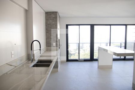 Apartamento à venda com 140m², 4 quartos e sem vaga Apartamento à venda com 140m², 4 quartos e sem vagaCozinha e Área de Serviço