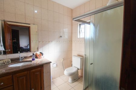 Casa à venda com 150m², 3 quartos e 2 vagas Casa à venda com 150m², 3 quartos e 2 vagasBanheiro do Quarto 2