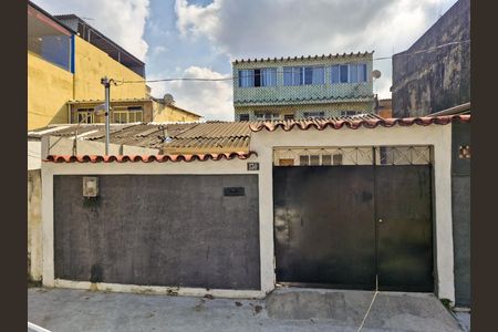 Casa para alugar com 110m², 2 quartos e 1 vaga Casa para alugar com 110m², 2 quartos e 1 vagaFachada