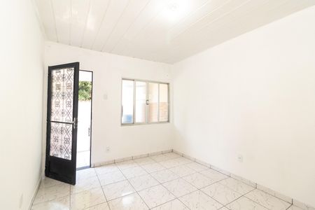 Casa para alugar com 110m², 2 quartos e 1 vaga Casa para alugar com 110m², 2 quartos e 1 vagaSala