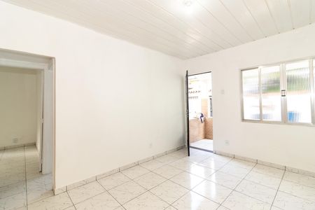 Casa para alugar com 110m², 2 quartos e 1 vaga Casa para alugar com 110m², 2 quartos e 1 vagaSala
