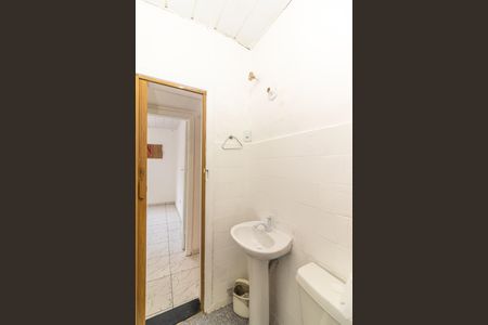 Casa para alugar com 110m², 2 quartos e 1 vaga Casa para alugar com 110m², 2 quartos e 1 vagaBanheiro