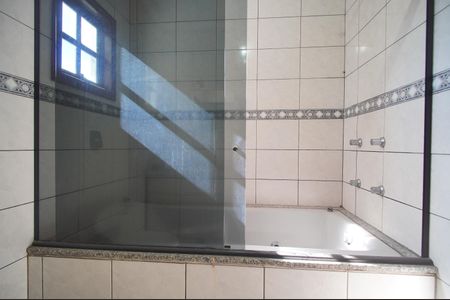 Casa para alugar com 350m², 4 quartos e 3 vagasBanheiro da Suíte