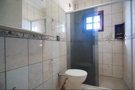 Casa para alugar com 350m², 4 quartos e 3 vagasBanheiro 1