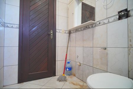 Casa para alugar com 350m², 4 quartos e 3 vagasBanheiro 1