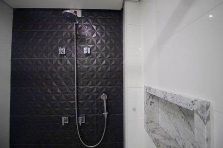 Apartamento à venda com 106m², 2 quartos e 1 vaga