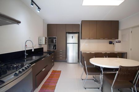 Apartamento à venda com 106m², 2 quartos e 1 vaga