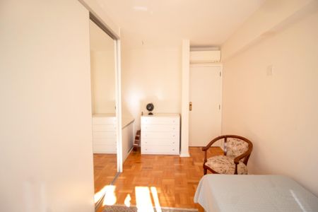 Apartamento à venda com 106m², 2 quartos e 1 vaga