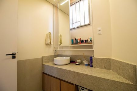 Apartamento à venda com 274m², 3 quartos e 2 vagas Apartamento à venda com 274m², 3 quartos e 2 vagasBanheiro Social