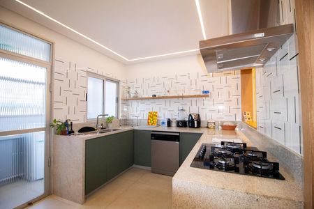 Apartamento à venda com 274m², 3 quartos e 2 vagas Apartamento à venda com 274m², 3 quartos e 2 vagasCozinha