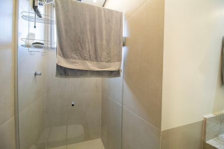 Apartamento à venda com 274m², 3 quartos e 2 vagas Apartamento à venda com 274m², 3 quartos e 2 vagasBanheiro da Suite