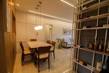 Sala de Jantar de apartamento à venda com 3 quartos, 274m² em Coração Eucarístico, Belo Horizonte