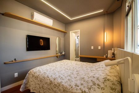 Apartamento à venda com 274m², 3 quartos e 2 vagas Apartamento à venda com 274m², 3 quartos e 2 vagasQuarto 01 - Suite
