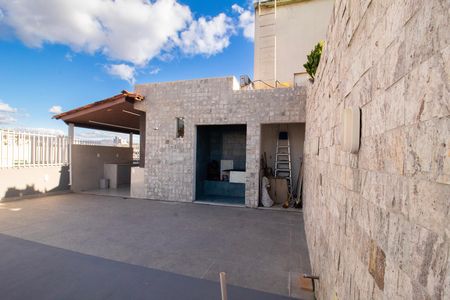 Apartamento à venda com 274m², 3 quartos e 2 vagas Apartamento à venda com 274m², 3 quartos e 2 vagasCobertura