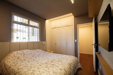 Apartamento à venda com 274m², 3 quartos e 2 vagas Apartamento à venda com 274m², 3 quartos e 2 vagasQuarto 01 - Suite