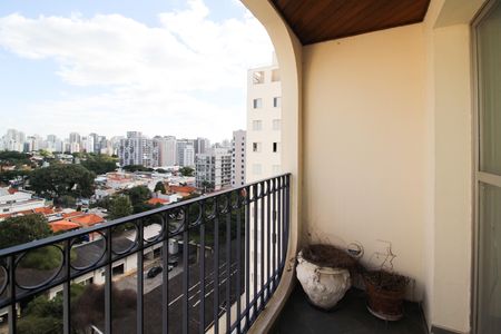 Varanda de apartamento para alugar com 3 quartos, 100m² em Indianópolis, São Paulo