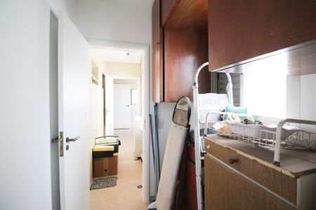 Apartamento para alugar com 100m², 3 quartos e 2 vagas Apartamento para alugar com 100m², 3 quartos e 2 vagasQuarto de Serviço