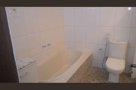 Banheiro da Suíte de apartamento à venda com 3 quartos, 200m² em Sion, Belo Horizonte