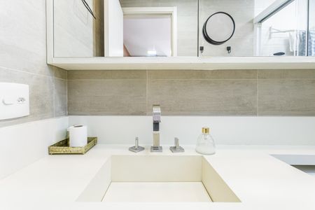 Apartamento à venda com 57m², 1 quarto e 1 vaga Apartamento à venda com 57m², 1 quarto e 1 vagaBanheiro da Suíte