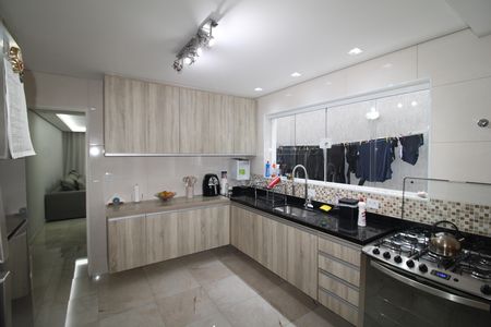 Casa à venda com 150m², 3 quartos e 2 vagasCozinha
