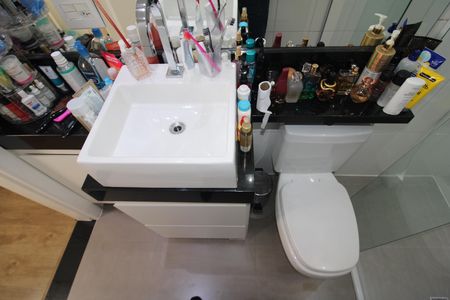 Casa à venda com 150m², 3 quartos e 2 vagasQuarto 3 - Banheiro
