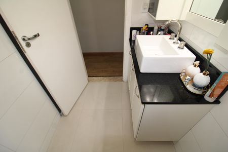 Casa à venda com 150m², 3 quartos e 2 vagasBanheiro