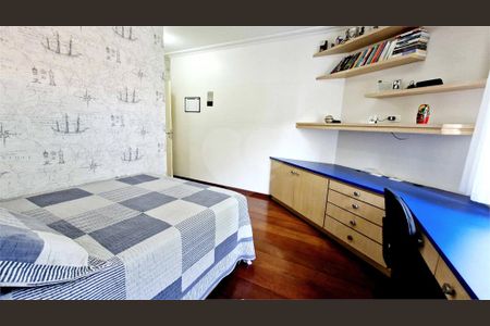 Casa à venda com 4 quartos, 395m² em Santo Amaro, São Paulo