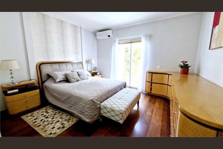 Casa à venda com 4 quartos, 395m² em Santo Amaro, São Paulo