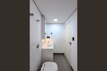 Studio à venda com 54m², 1 quarto e sem vaga Studio à venda com 54m², 1 quarto e sem vagaBanheiro