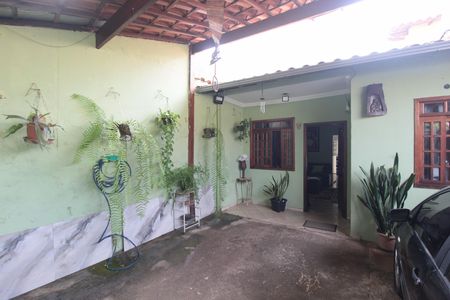 Casa à venda com 100m², 2 quartos e 2 vagasGaragem