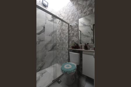Casa à venda com 100m², 2 quartos e 2 vagasBanheiro Social