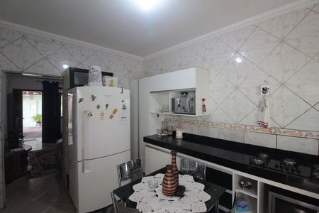 Casa à venda com 100m², 2 quartos e 2 vagasCozinha