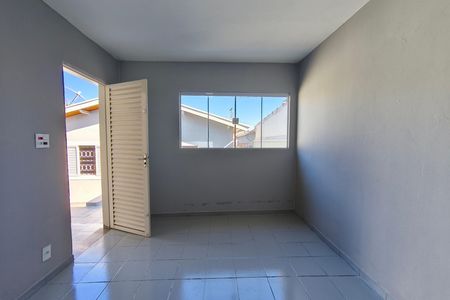 Casa para alugar com 180m², 3 quartos e 4 vagasQuarto de Serviço