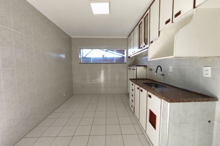 Casa para alugar com 180m², 3 quartos e 4 vagasCozinha